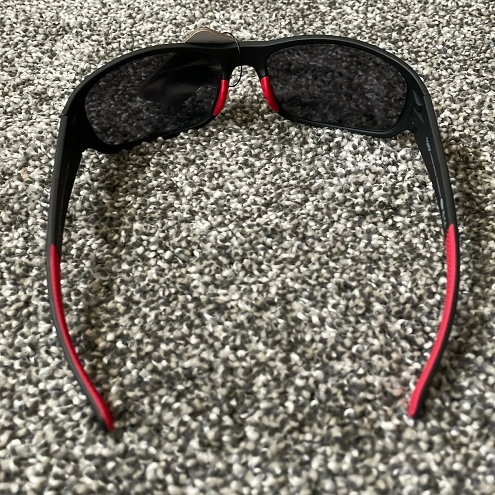 NEW Chaps x Foster Grant UV Scratch-Resistant Sunglasses with Black Accents